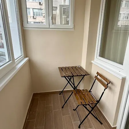 アパート Cozy Cathedral Corner - 2 Mins Walk From The Main Pedestrian Street ヴァルナ