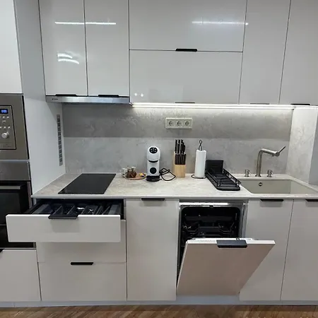 Apartment Cozy Cathedral Corner - 2 Mins Walk From The Main Pedestrian Street *