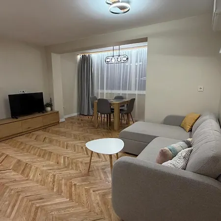 Cozy Cathedral Corner - 2 Mins Walk From The Main Pedestrian Street Apartment Varna