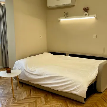 Apartament Cozy Cathedral Corner - 2 Mins Walk From The Main Pedestrian Street Varna