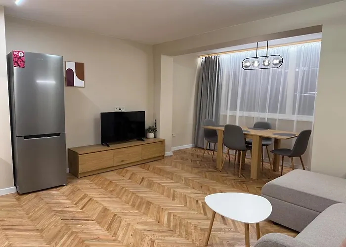 Cozy Cathedral Corner - 2 Mins Walk From The Main Pedestrian Street * Варна